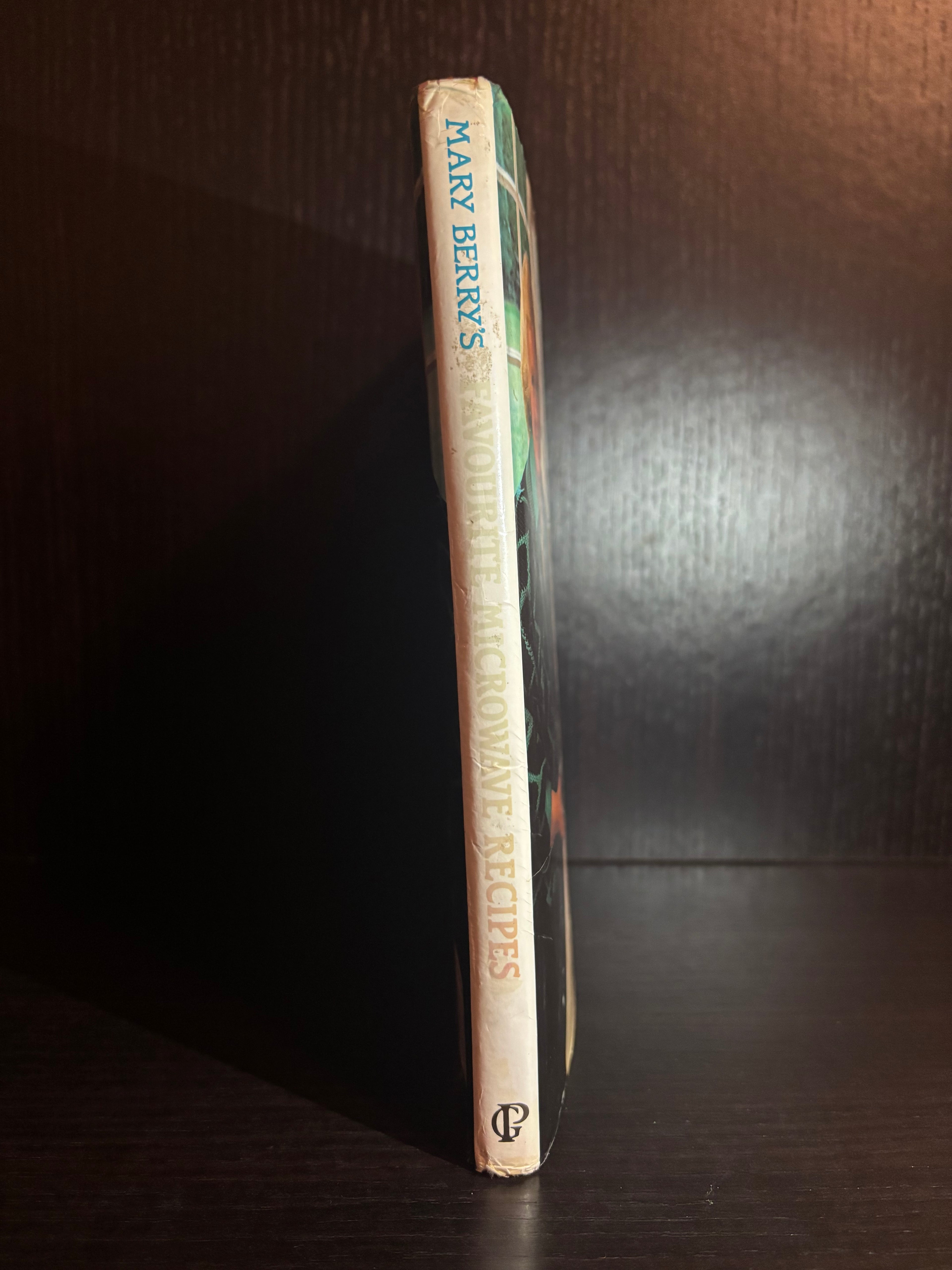 Favourite Microwave Recipes (1987) Plain Notebook